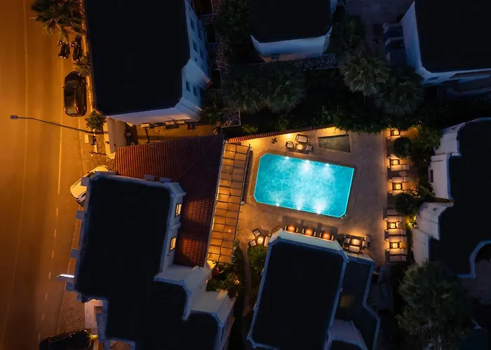 Porto Azul Otel *