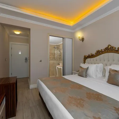 Porto Azul Hotel *